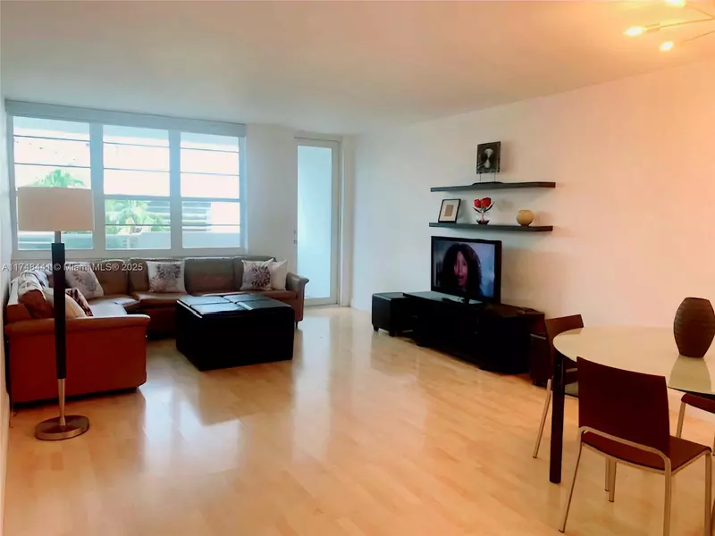 100 Lincoln Rd #335, Miami Beach, FL 33139