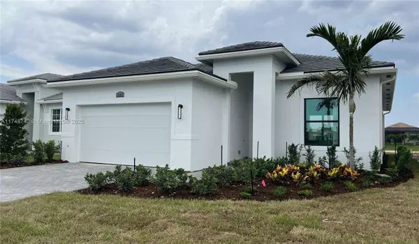 11267 SW Pietra Way, Port St. Lucie, FL 34987