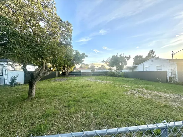 Miami, FL 33142,1350 NW 51st Ter