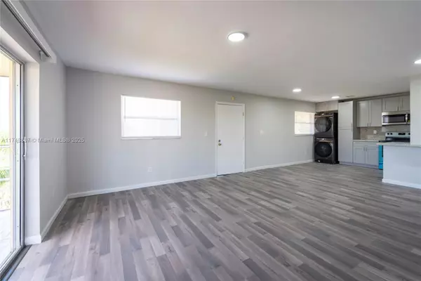 Dania Beach, FL 33314,4111 Stirling Rd #509