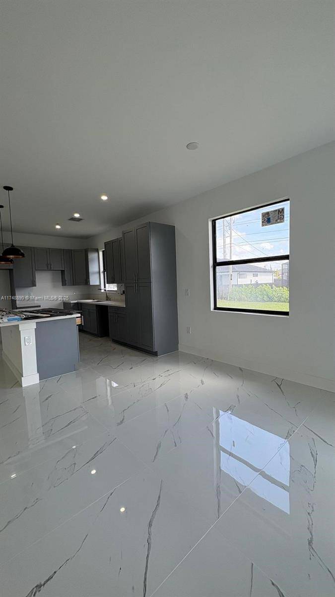 Other, FL 33993,1909 NW 24TH Pl