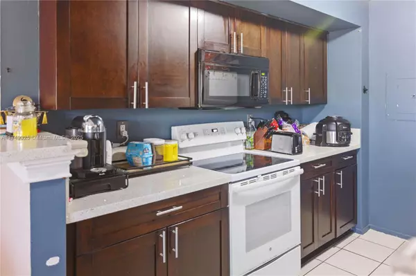 Miami, FL 33196,15070 SW 103rd Ln #2204