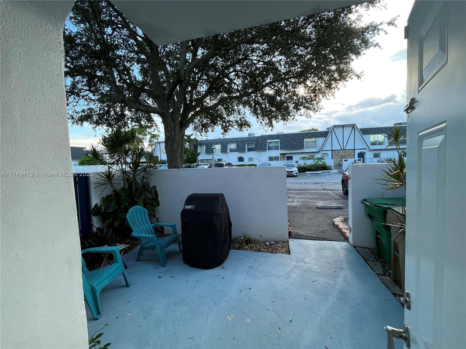 Davie, FL 33314,3924 SW 67th Ter #117