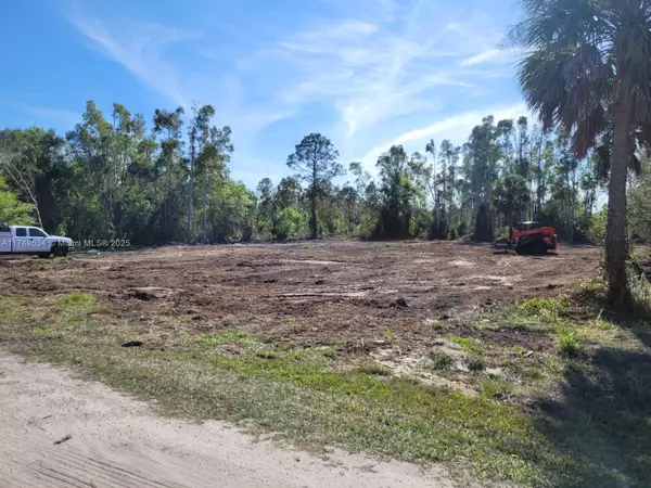 Punta Gorda, FL 33955,12671 Siesta Dr