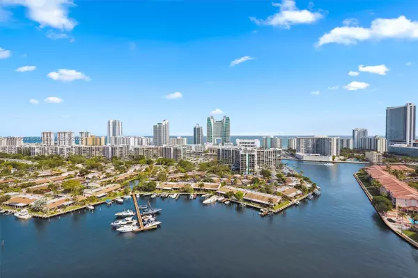 300 Three Islands Blvd #PH2A, Hallandale Beach, FL 33009
