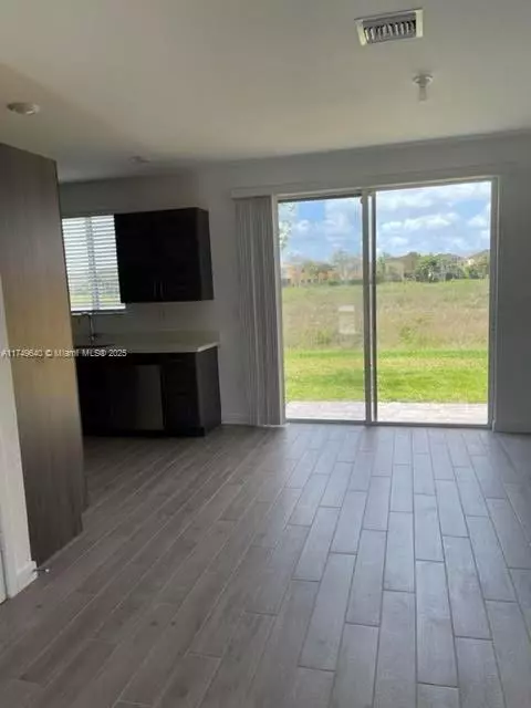Homestead, FL 33035,1092 SE 23rd Ave