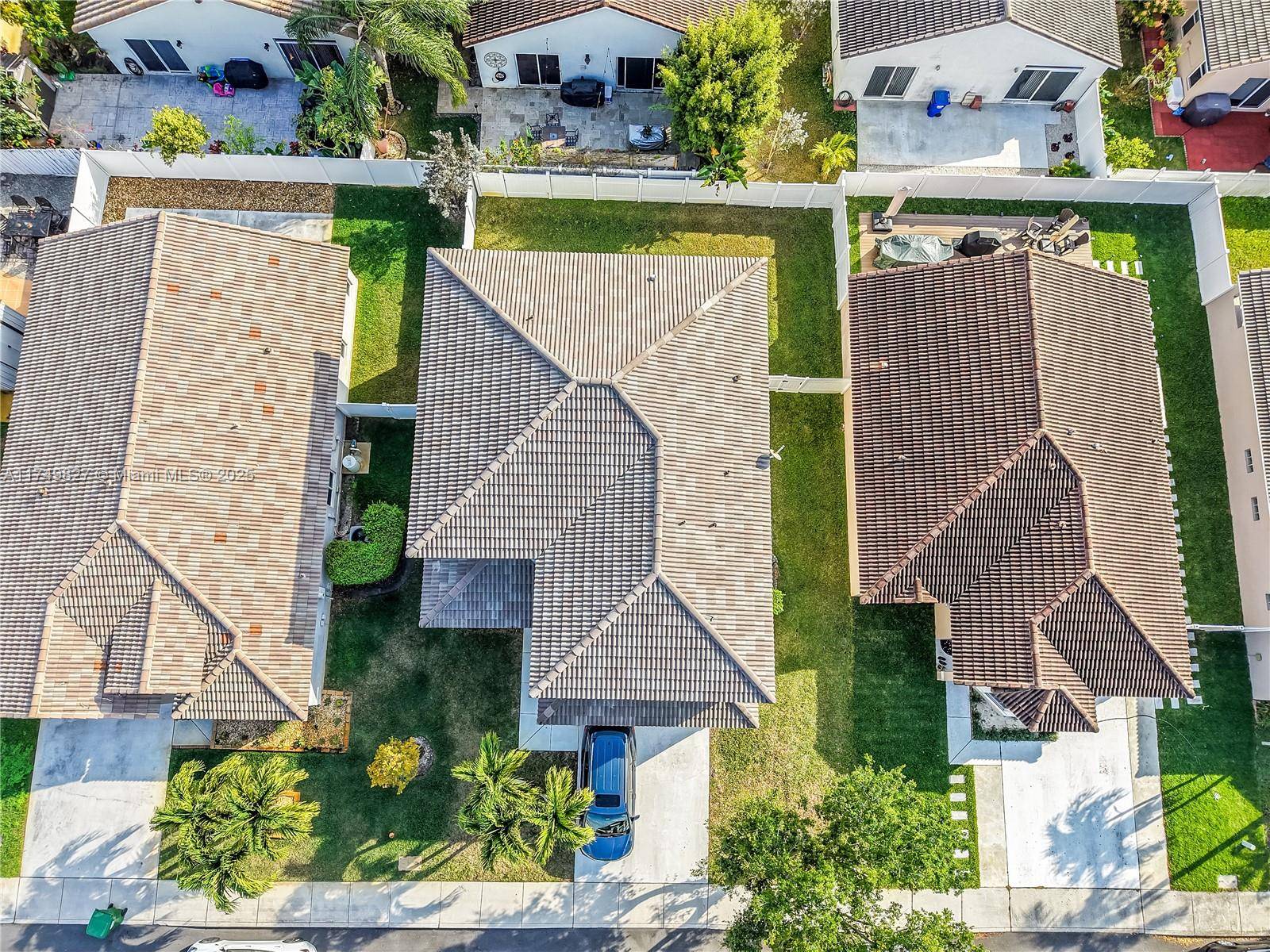 Pembroke Pines, FL 33028,16452 NW 22nd St