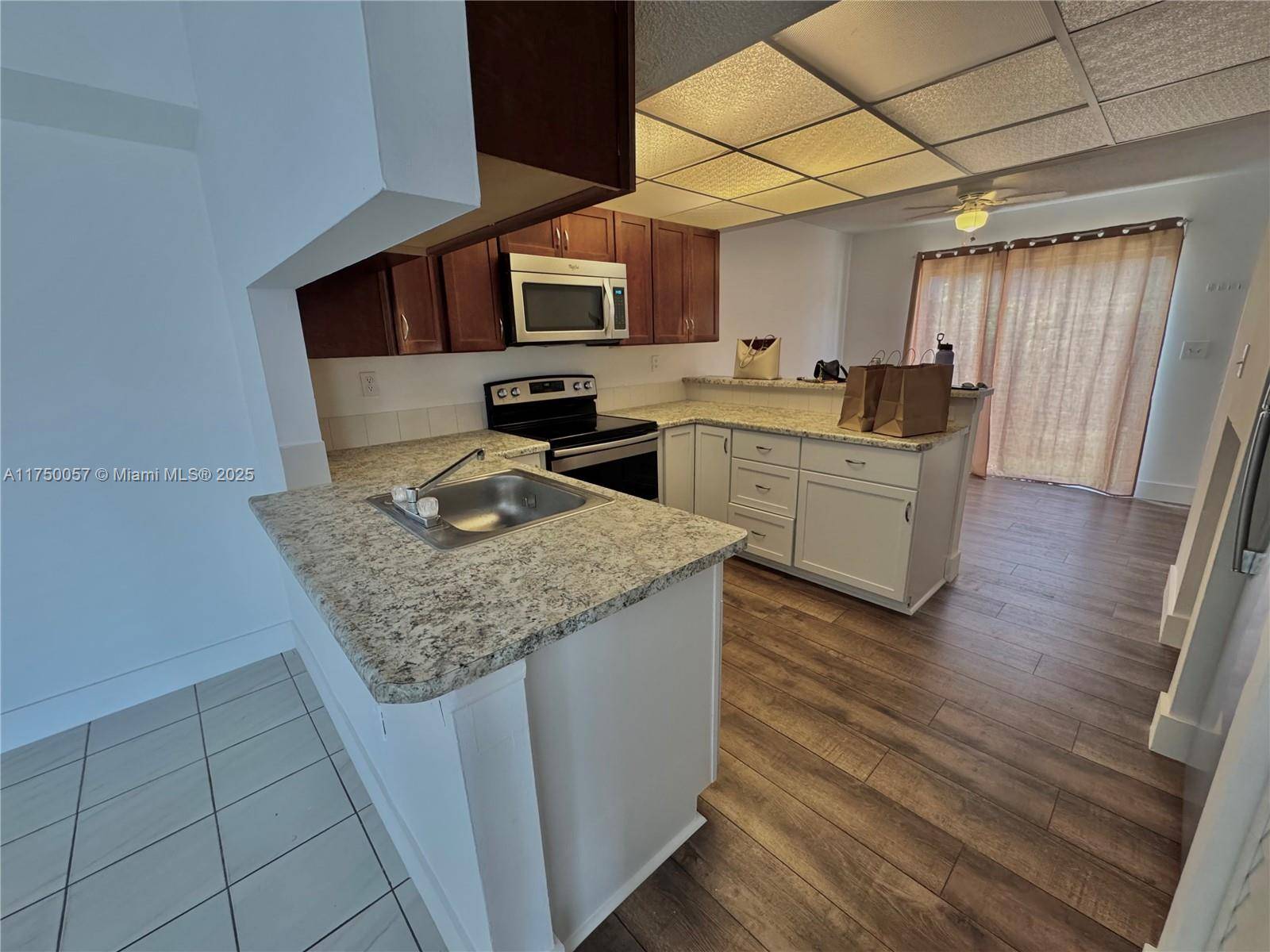 Miami, FL 33193,15460 SW 82nd Ln #404