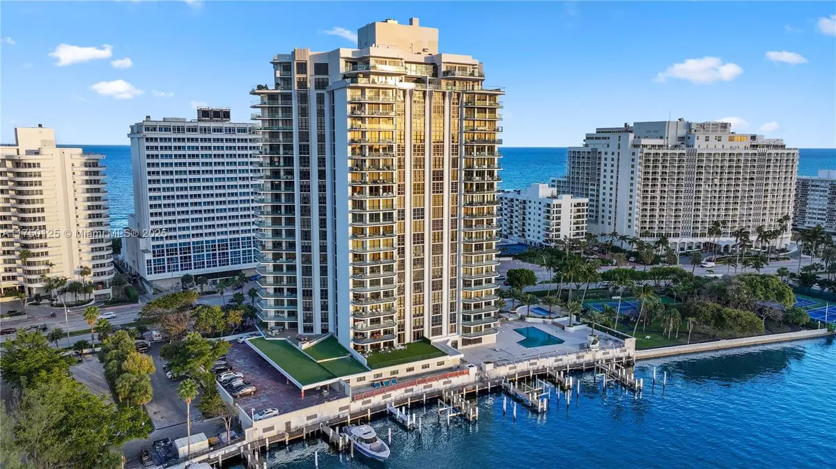 Miami Beach, FL 33140,5500 Collins Ave #802