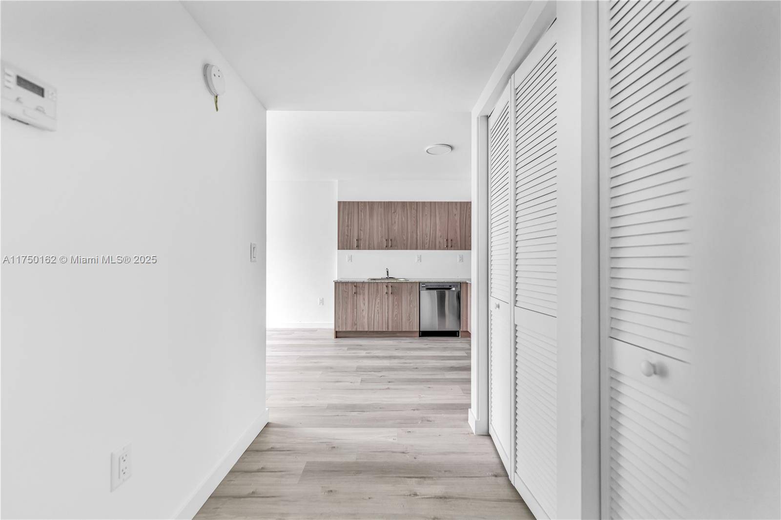 North Miami Beach, FL 33169,175 NW NW 160TH ST #101