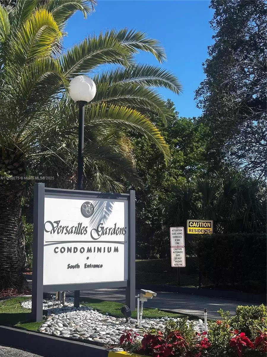 Tamarac, FL 33321,7900 Fairview Dr #106