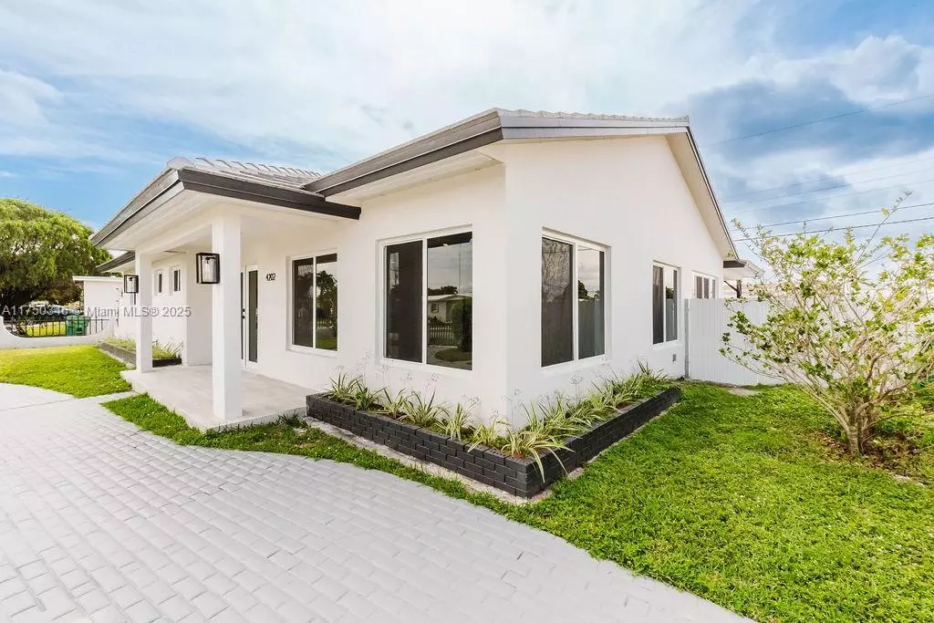 Miami, FL 33165,4202 SW 98th Ave
