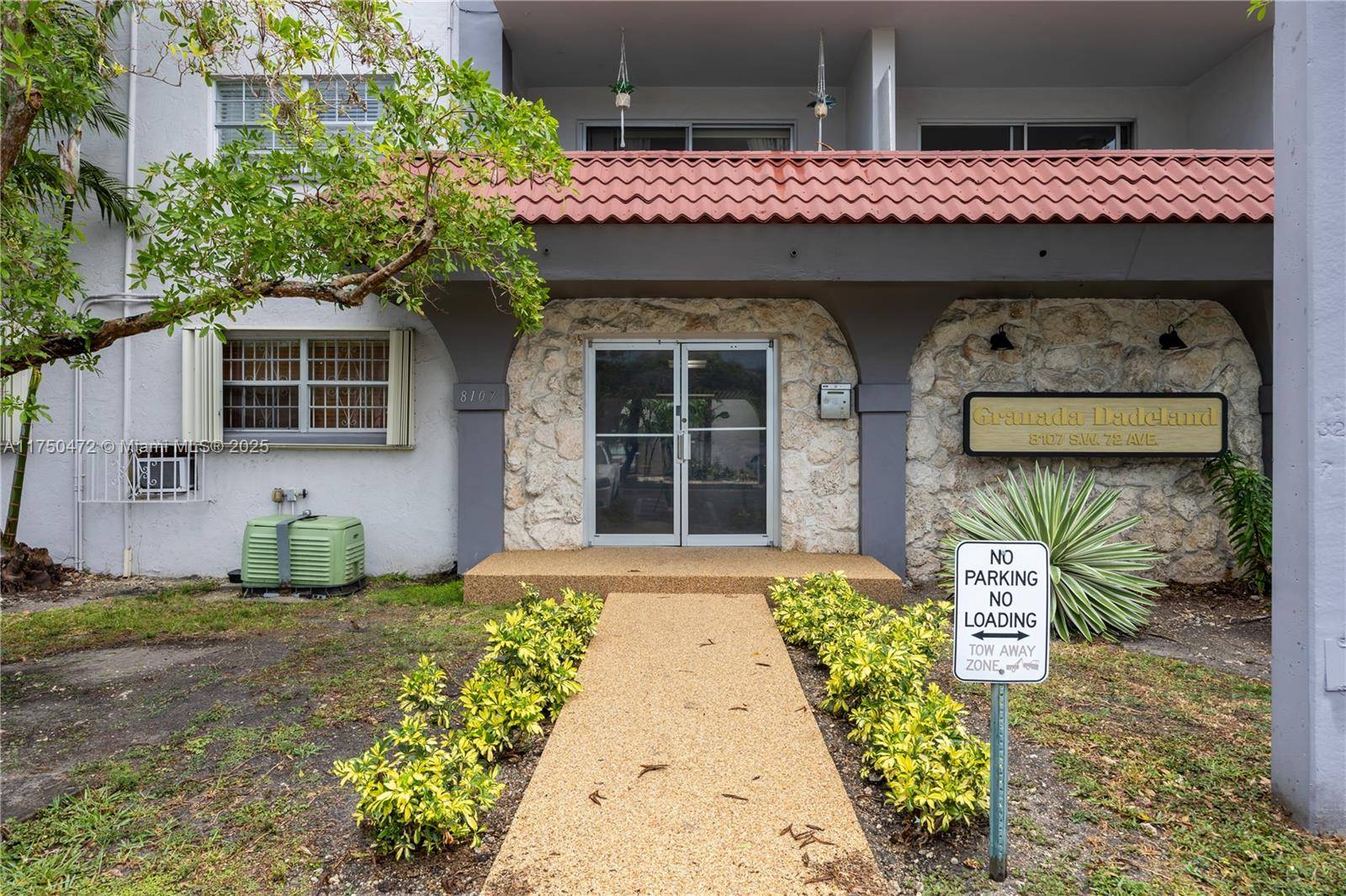 Miami, FL 33143,8107 SW 72nd Ave #106E