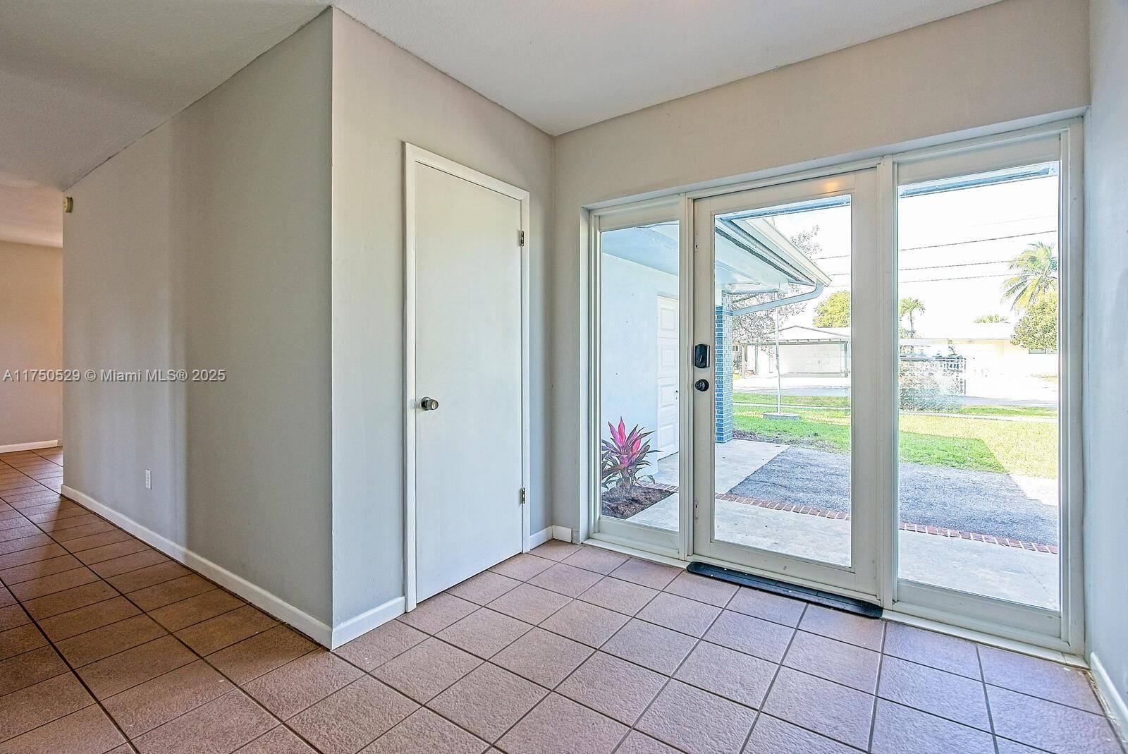 Cutler Bay, FL 33157,10430 SW 199th St