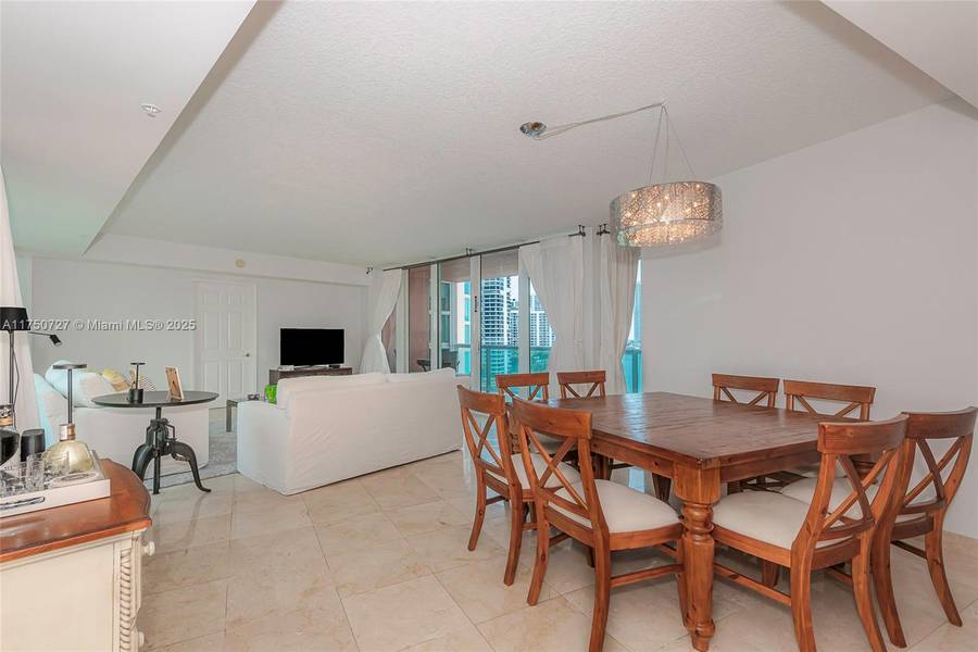 Aventura, FL 33180