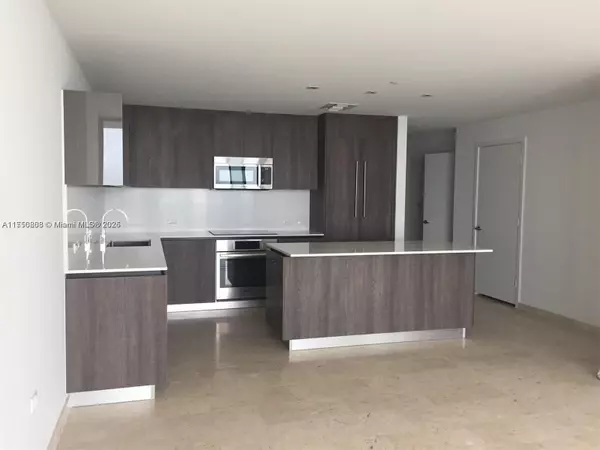 Miami, FL 33130,88 SW 7th St #3804