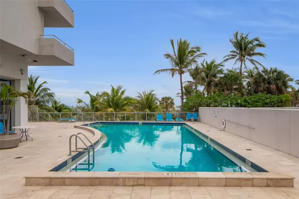 Surfside, FL 33154,9225 Collins Ave #404