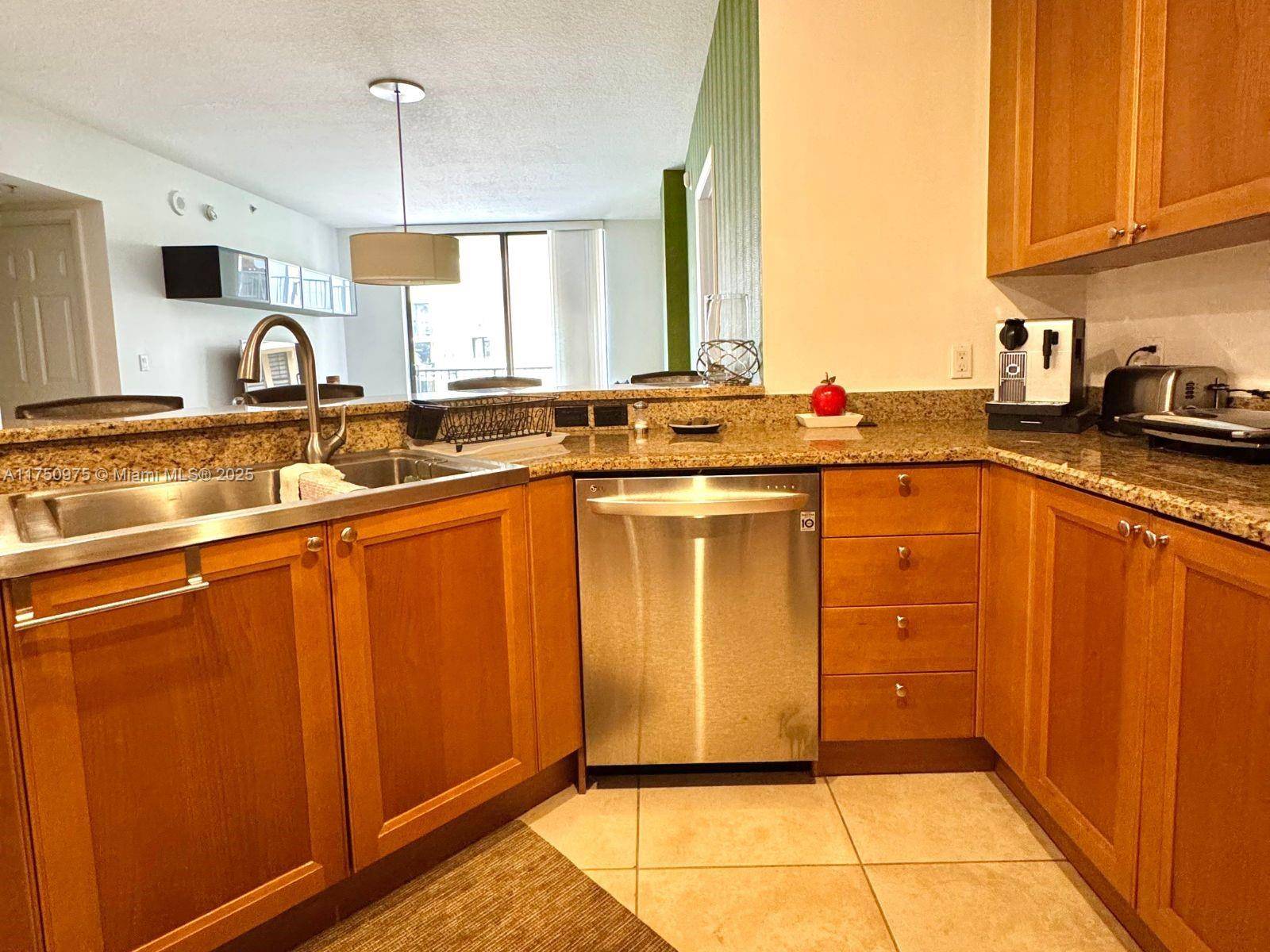 Coral Gables, FL 33134,55 Merrick Way #707