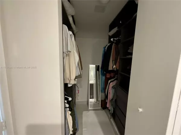 Miami, FL 33132,488 NE 18th St #1904