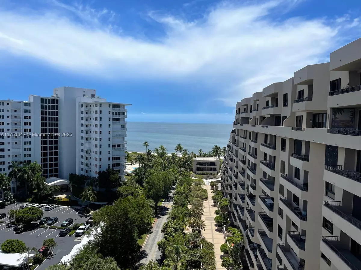 Key Biscayne, FL 33149,251 Crandon Blvd #1105