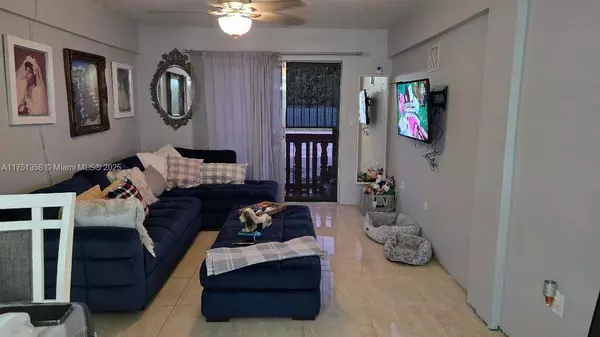 Hialeah, FL 33010,1000 W 28th St #2