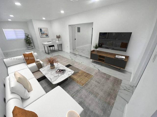 Pembroke Pines, FL 33023,6900 SW 2nd St