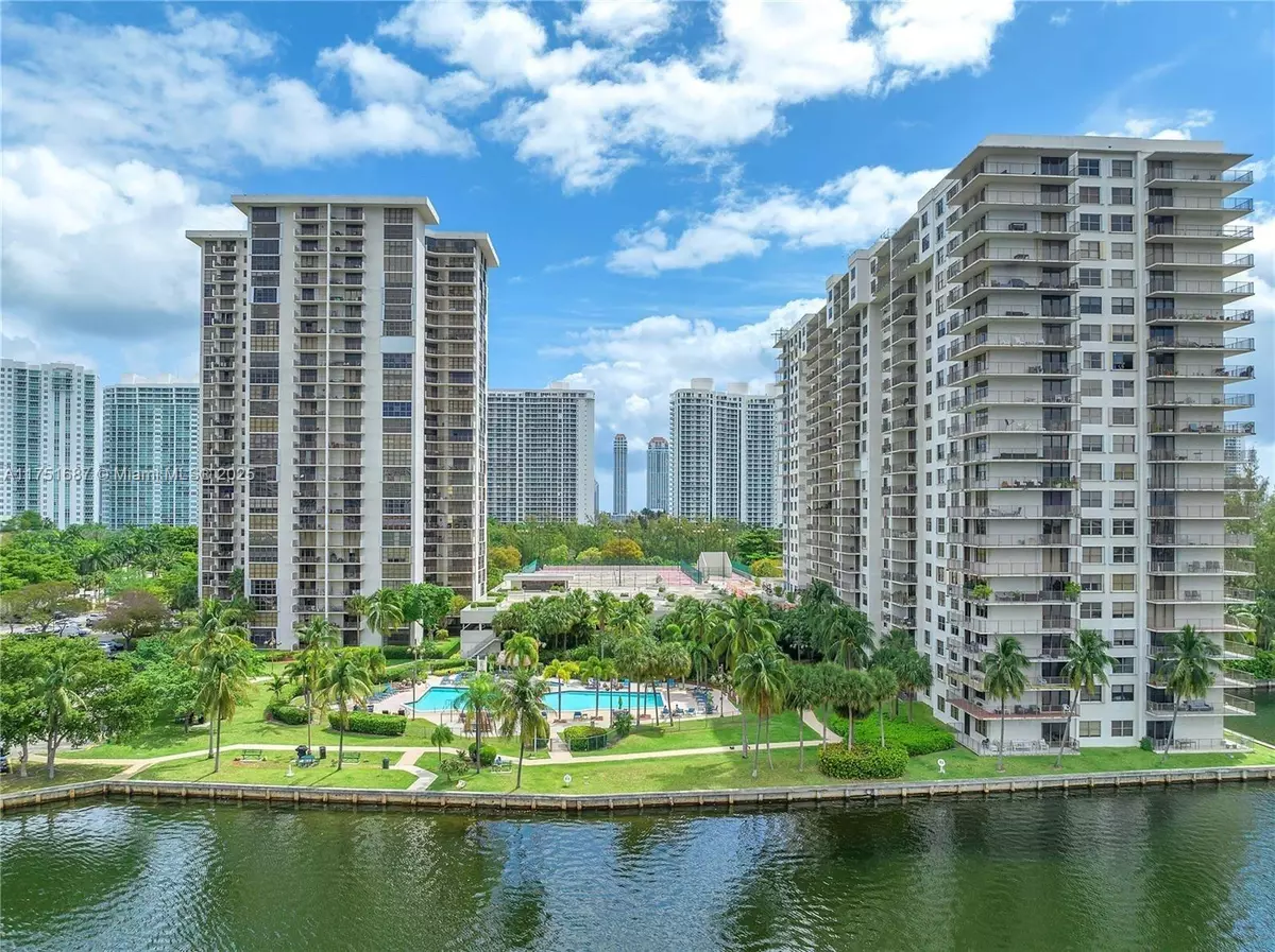 Aventura, FL 33160,18181 NE 31st Ct #2506