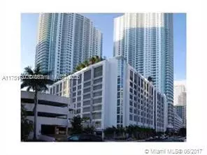 Miami, FL 33131,950 Brickell Bay Dr #903