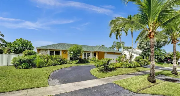 Plantation, FL 33317,7260 SW 20th St