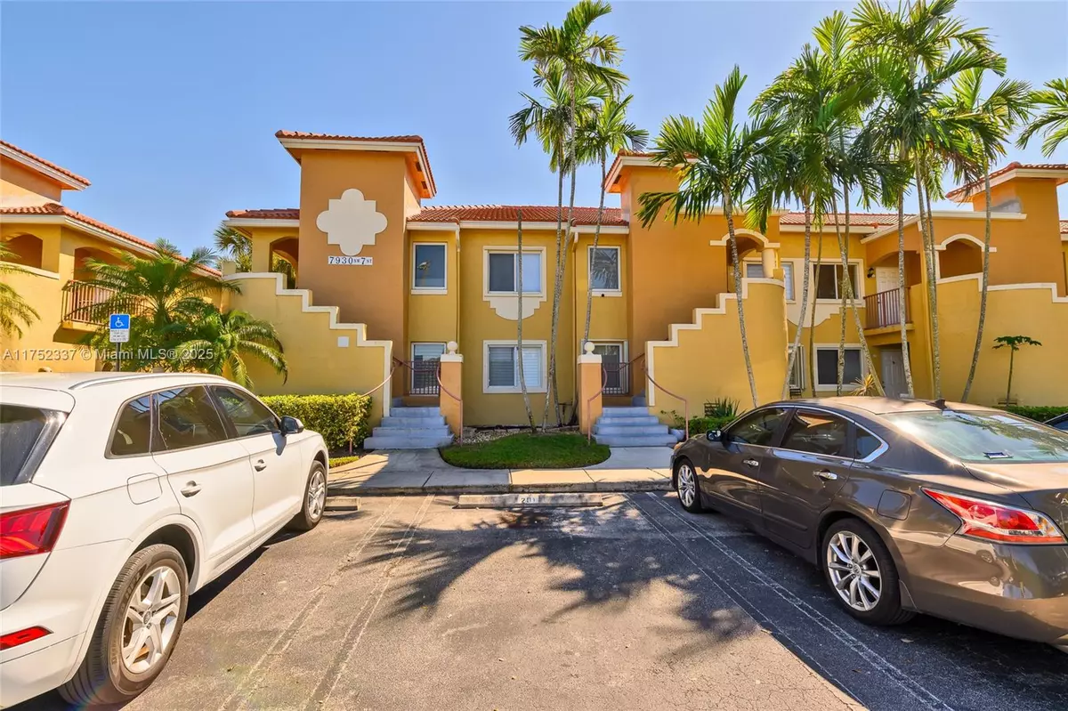 Pembroke Pines, FL 33024,7930 NW 7th St #103