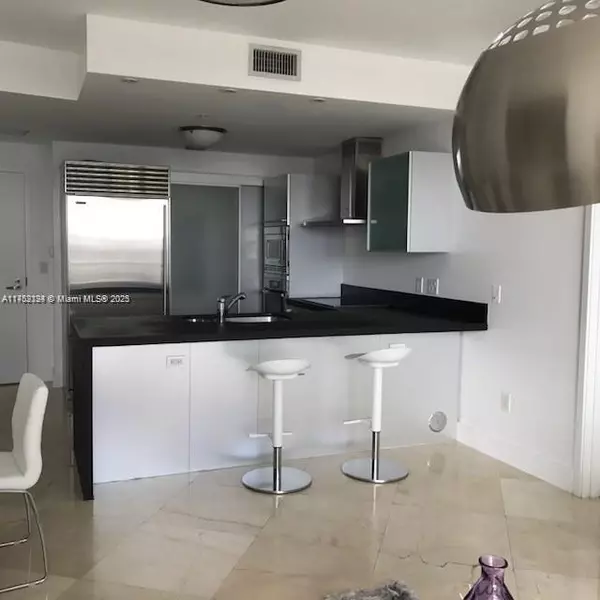 Sunny Isles Beach, FL 33160,18201 collins #1603