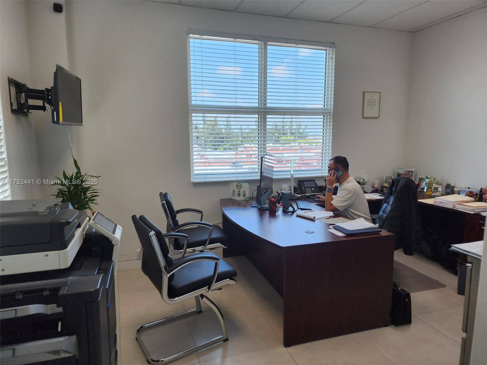 3408 W 84th St #300, Hialeah, FL 33018