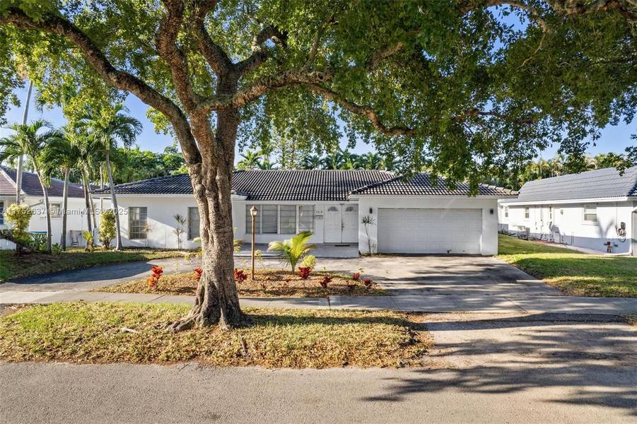 3610 N 53rd Ave, Hollywood, FL 33021