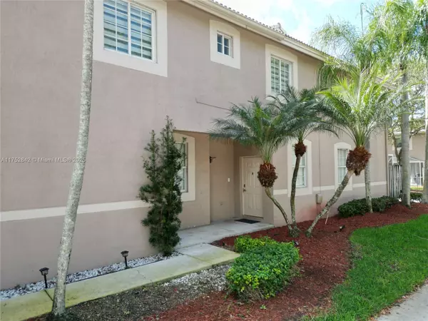 Weston, FL 33327,2045 Pompeii Ct #2045