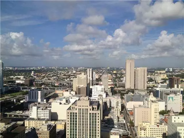 Miami, FL 33132,50 Biscayne Blvd #4105