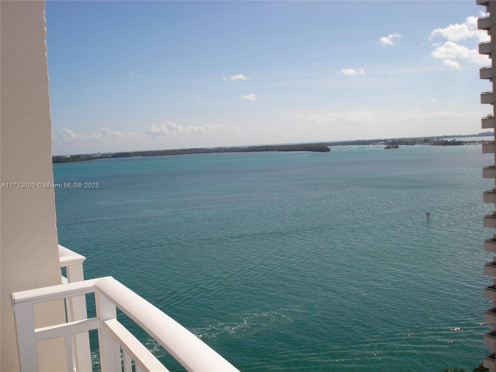Miami, FL 33131,770 Claughton Island Dr #1708