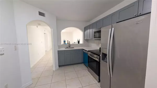 Homestead, FL 33033,3395 NE 9th St #103