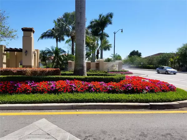 3395 NE 9th St #103, Homestead, FL 33033