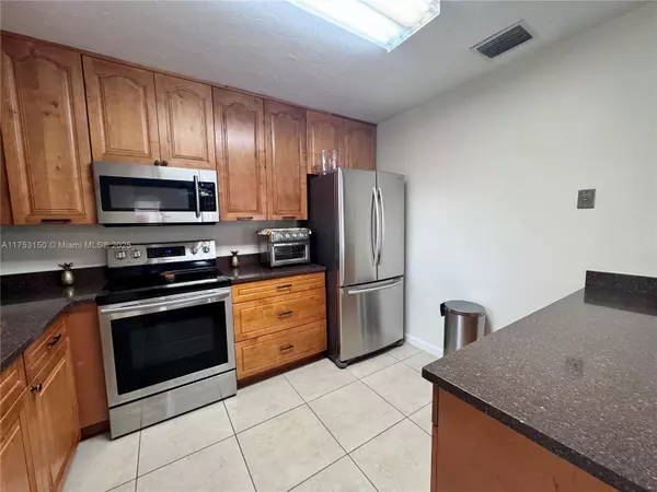 Plantation, FL 33317,342 NW 65th Ter