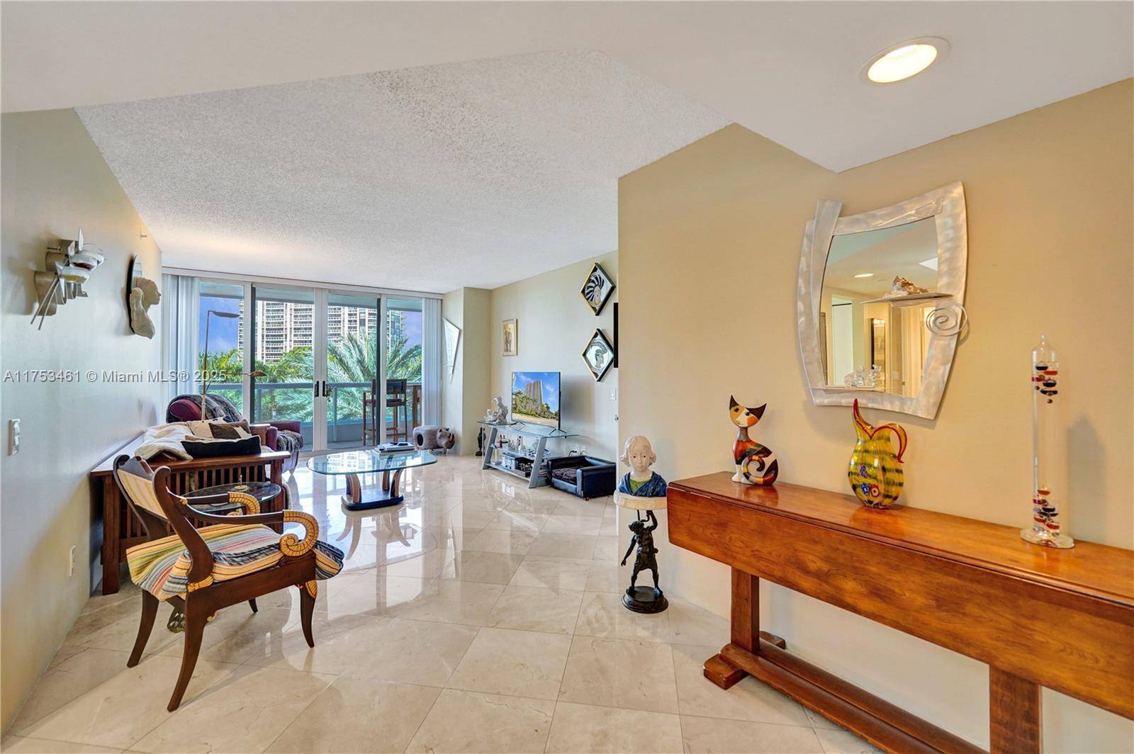 Aventura, FL 33180,21055 Yacht Club Dr #507