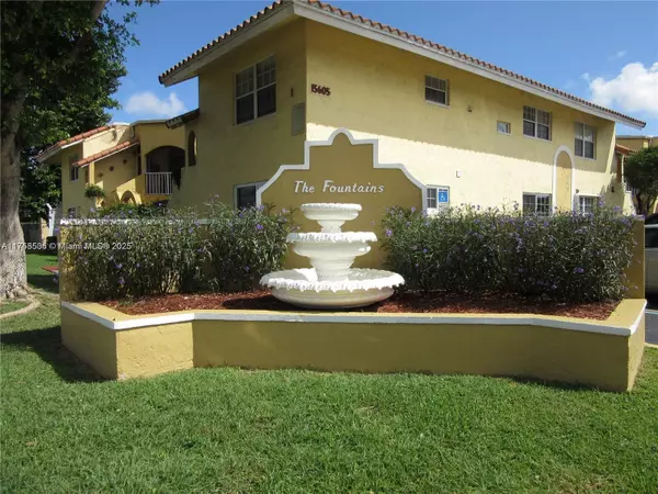 Miami, FL 33193,15605 SW 74th Cir Dr #15