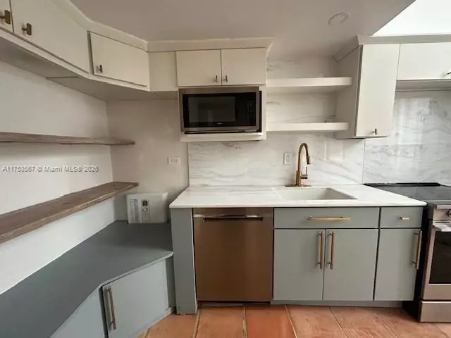 Miami, FL 33133,2801 Florida Ave #214