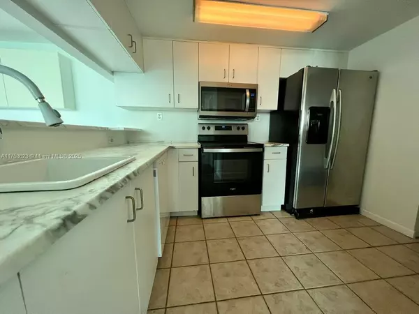 Miami Beach, FL 33139,650 WEST AV #2509