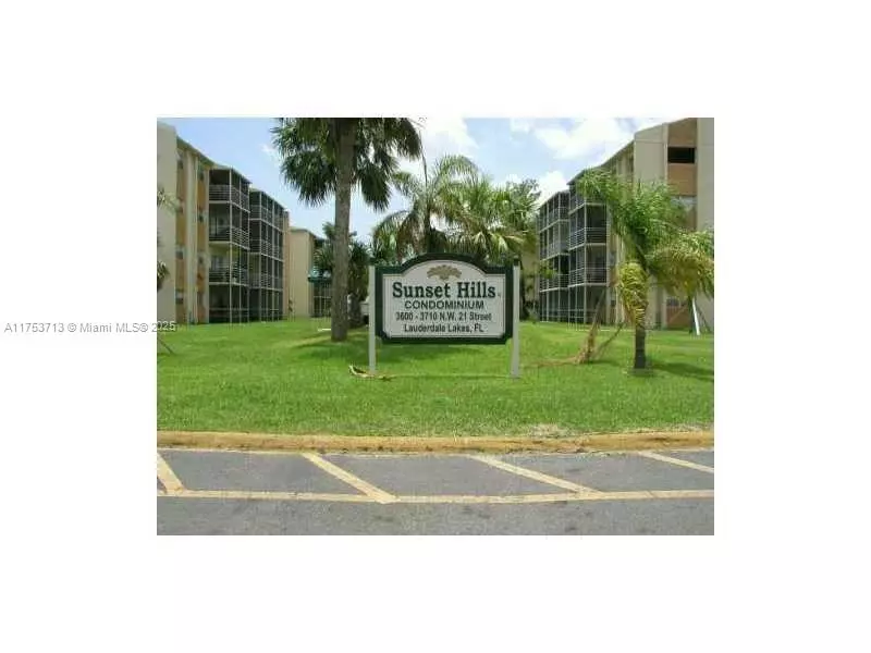 3610 NW 21st St #407, Lauderdale Lakes, FL 33311