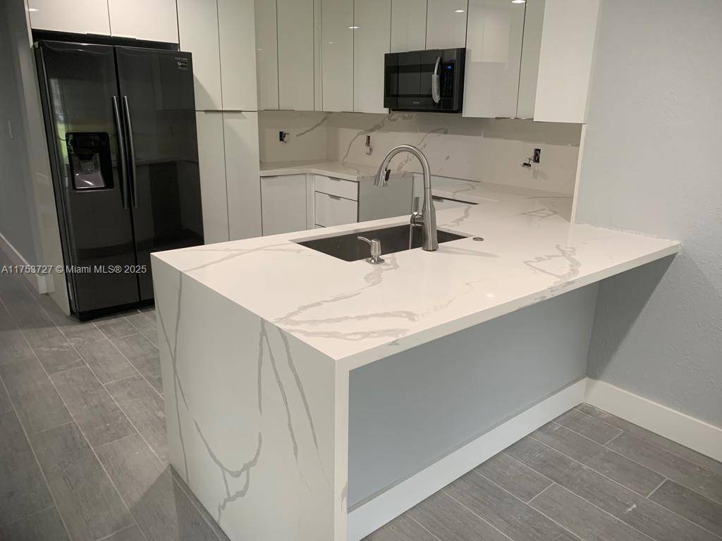 Coral Springs, FL 33065,8484 NW 23rd Mnr #E