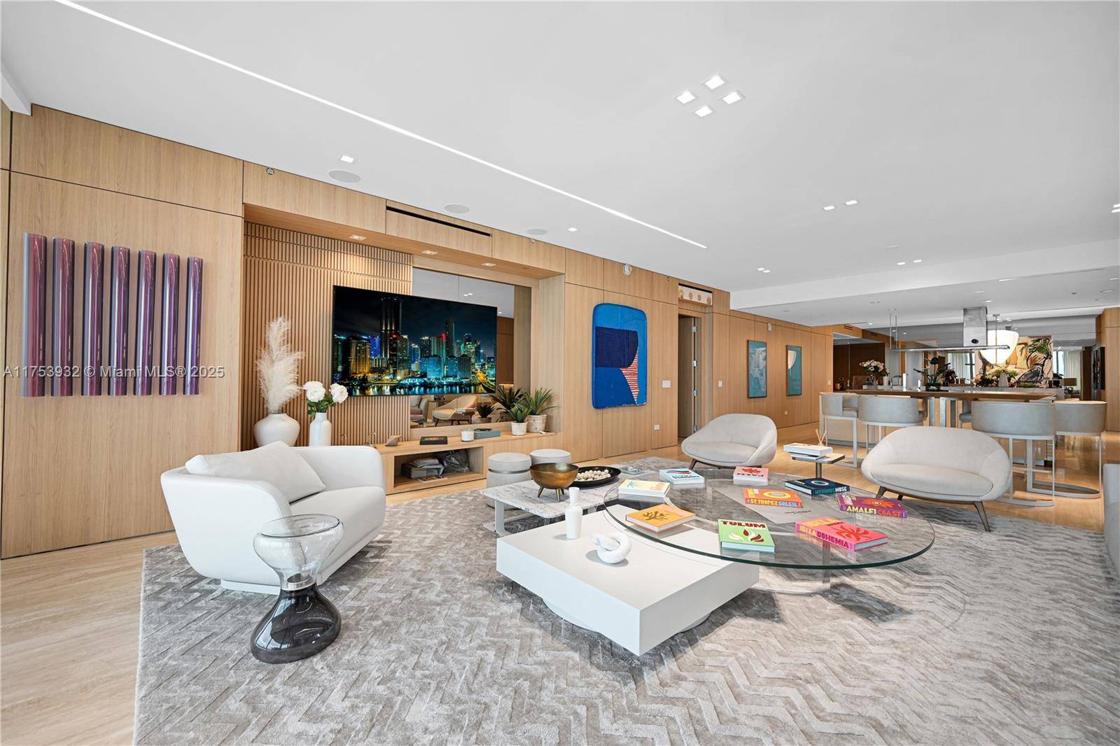 Sunny Isles Beach, FL 33160,18501 Collins Ave #701