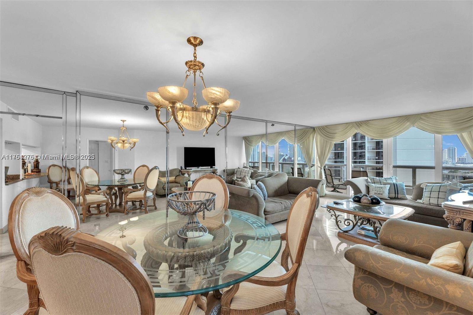 Miami, FL 33132,1717 N Bayshore Dr #A-2356