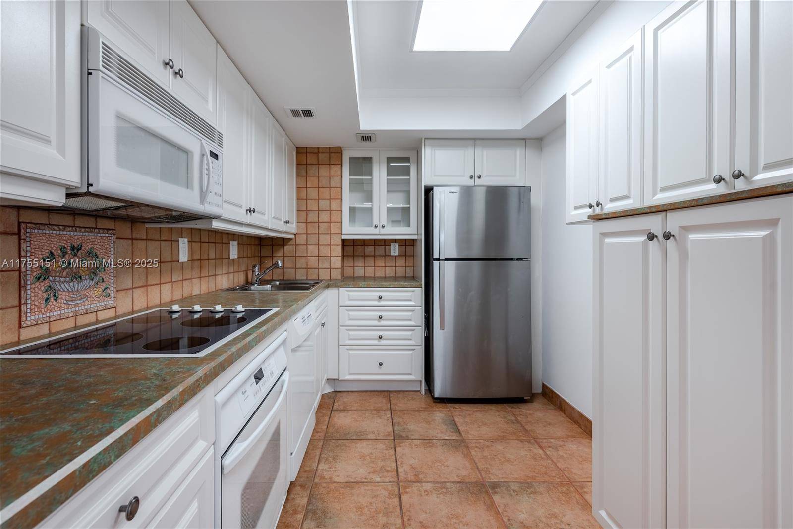 Hallandale Beach, FL 33009,3180 S Ocean Dr #310