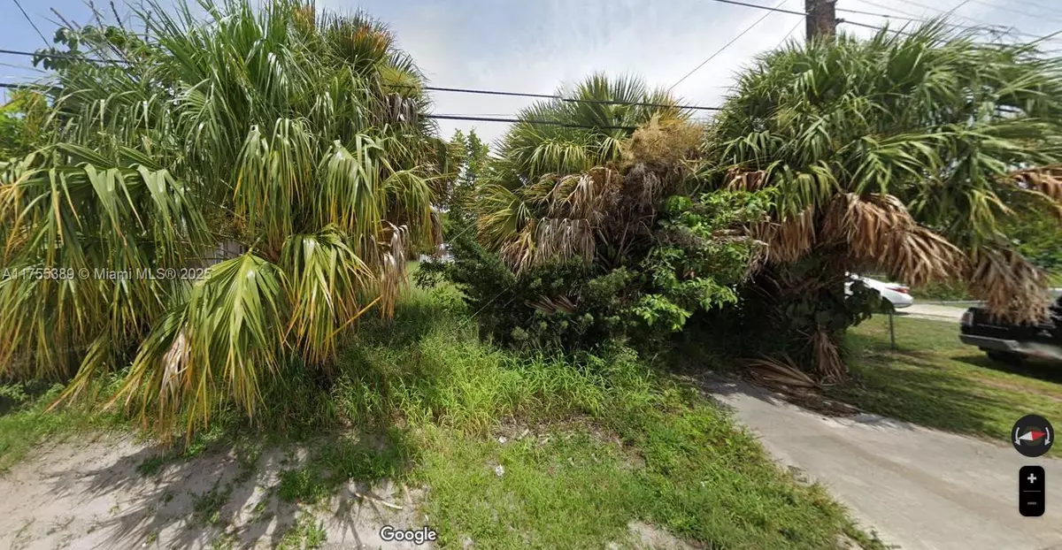 Fort Pierce, FL 34950,1305 21st N St