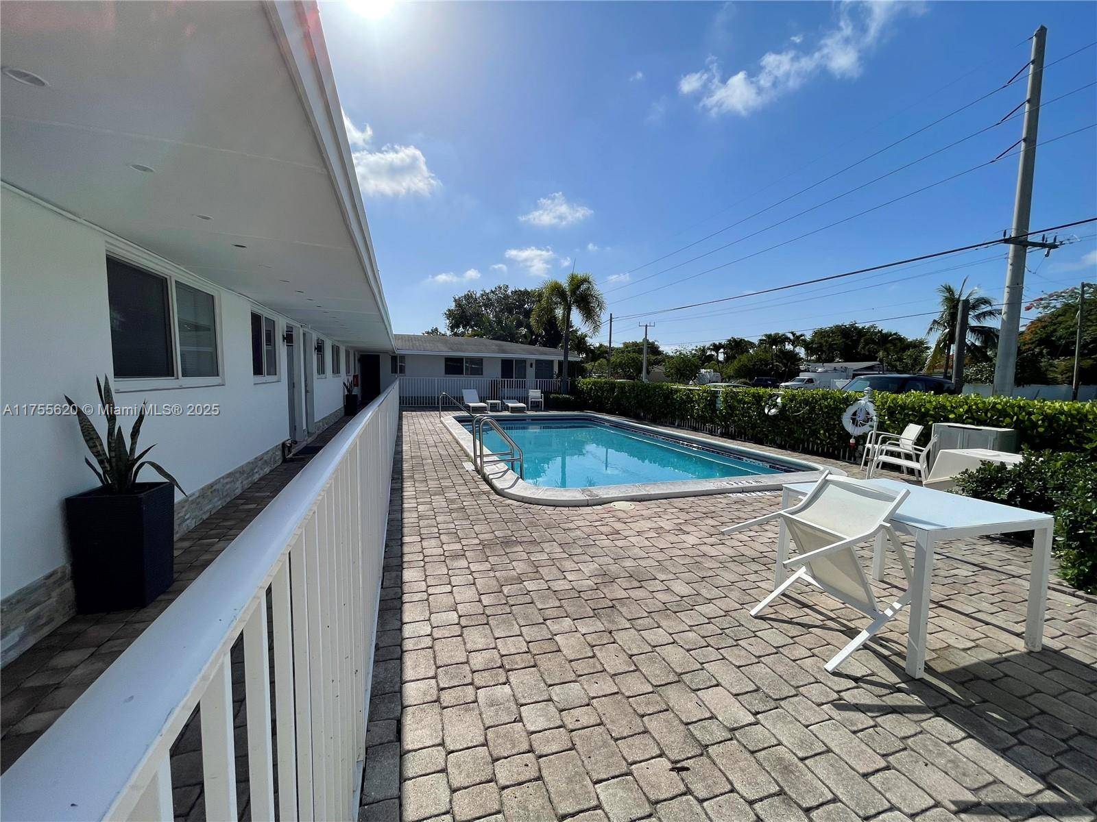 Pompano Beach, FL 33060,231 SW 15th St #1-8